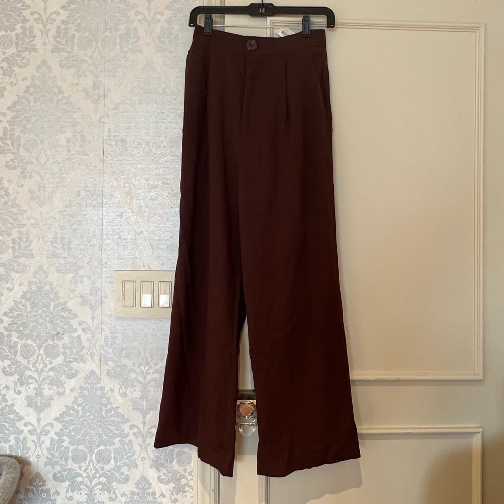 Petite brown stradivarious trousers NWT